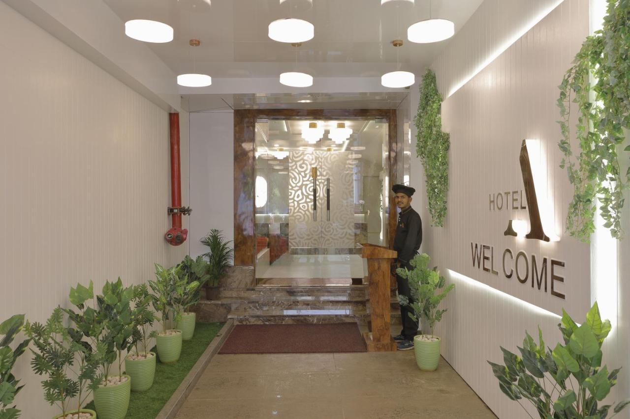 Hotel Ariana Residency Мумбаи Экстерьер фото