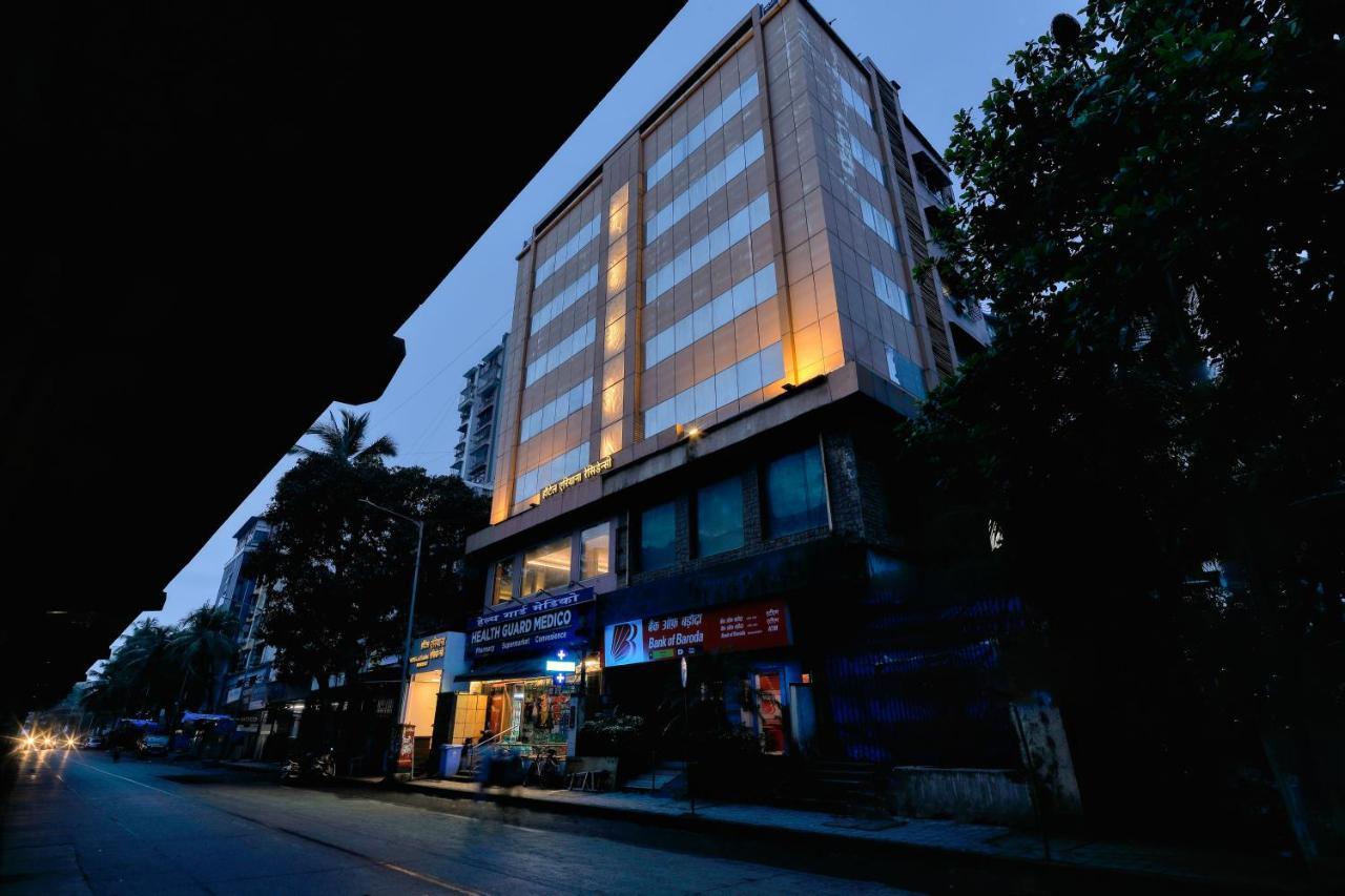 Hotel Ariana Residency Мумбаи Экстерьер фото