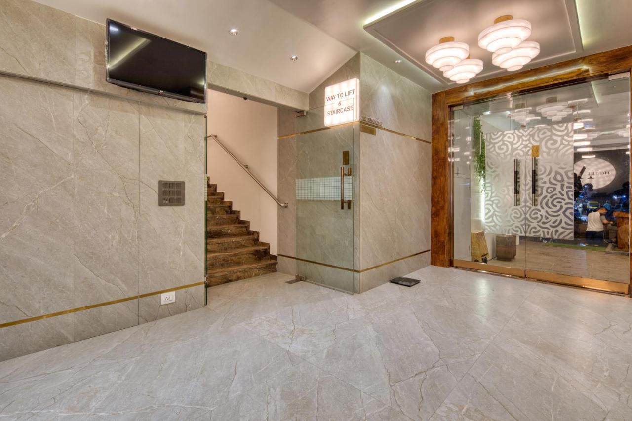 Hotel Ariana Residency Мумбаи Экстерьер фото
