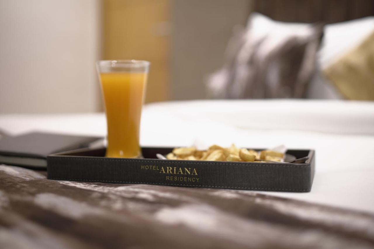Hotel Ariana Residency Мумбаи Экстерьер фото